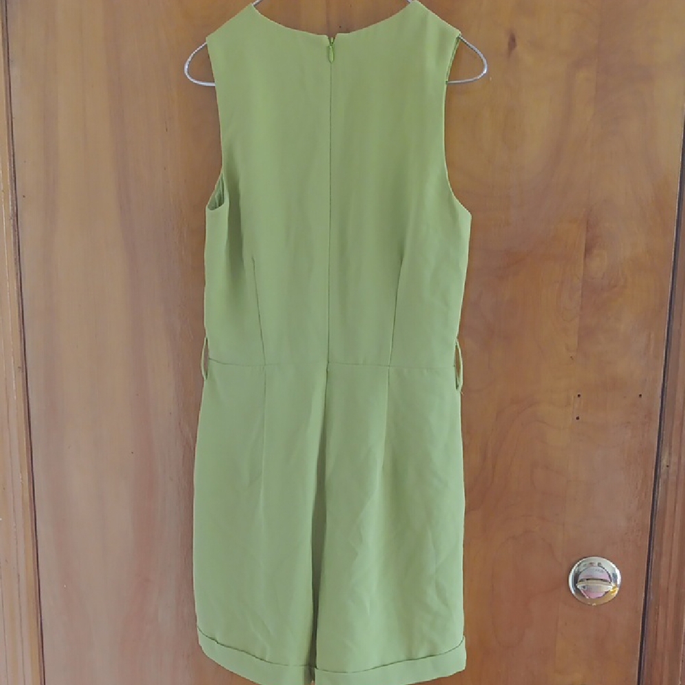 Green Sleeveless Button-Up Romper - Picture 3 of 3